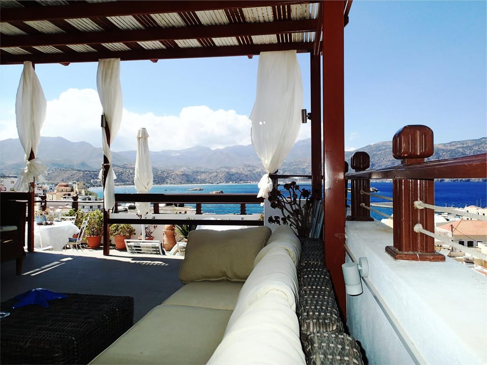 Odyssey Hotel Apartments Apartment hotel in Karpathos