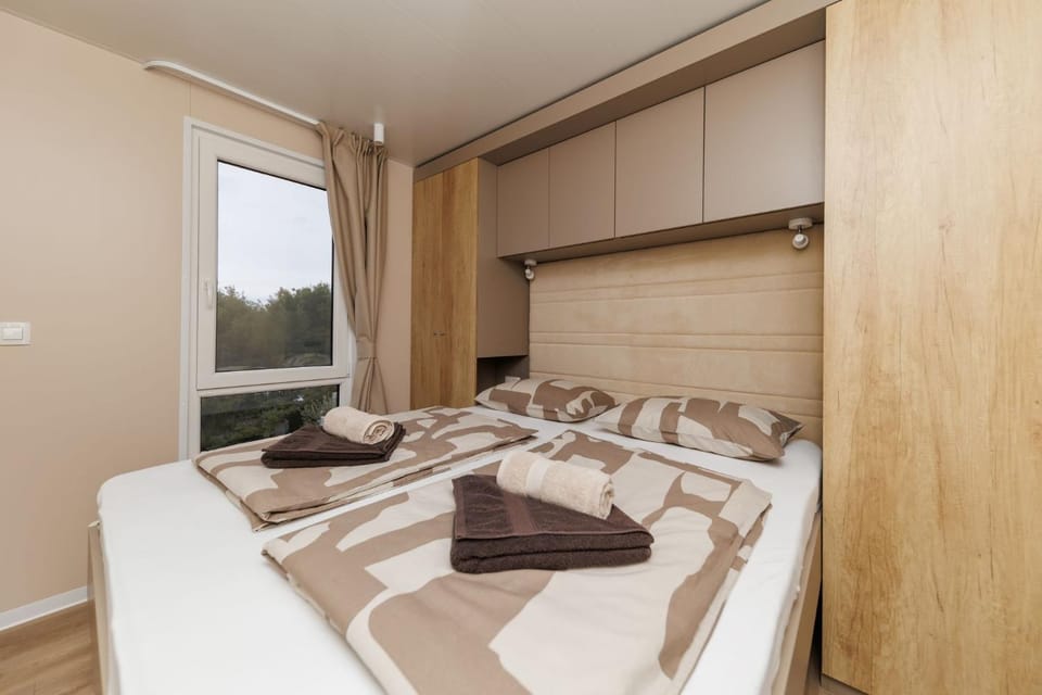 Mobile homes-Slanica House in Murter