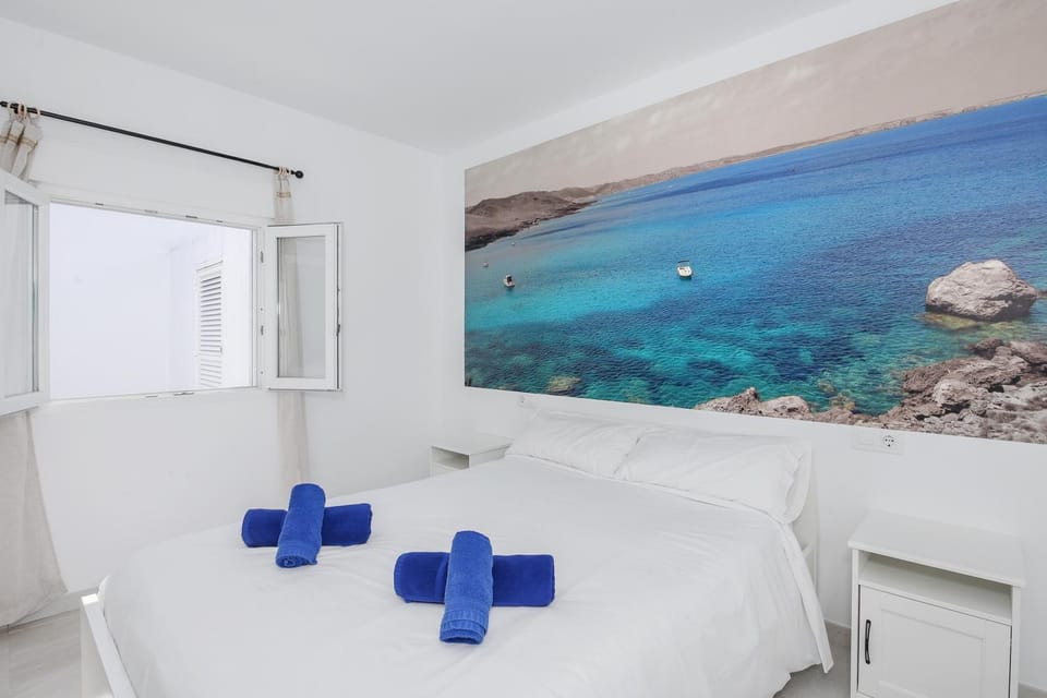Living room, Bedroom