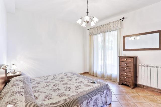 Property building, Living room, Bedroom