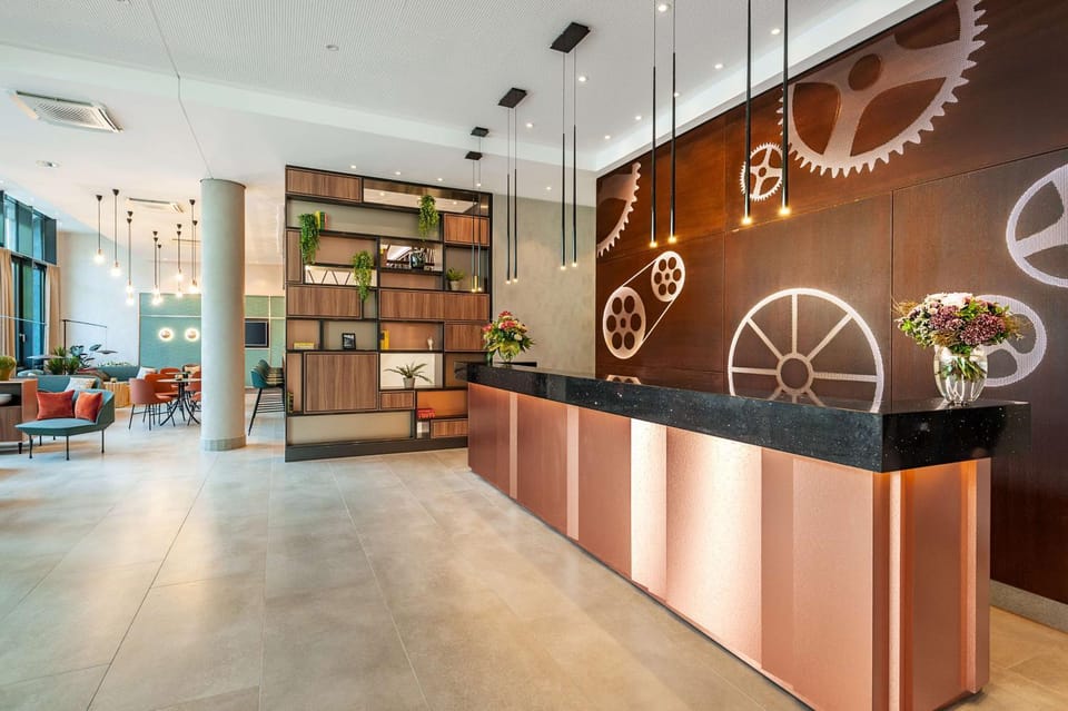 Lobby or reception, On site