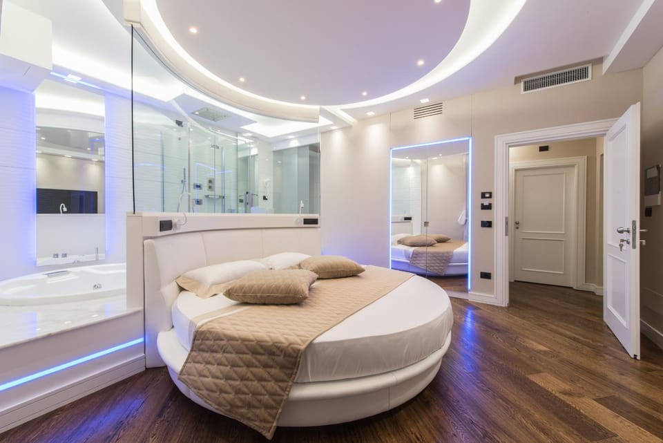 Bed, Photo of the whole room, Bedroom