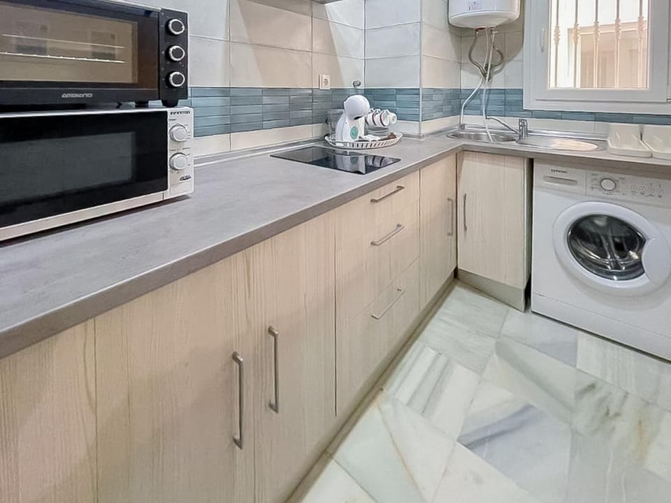 dishwasher, minibar, pet friendly, stove, washing machine