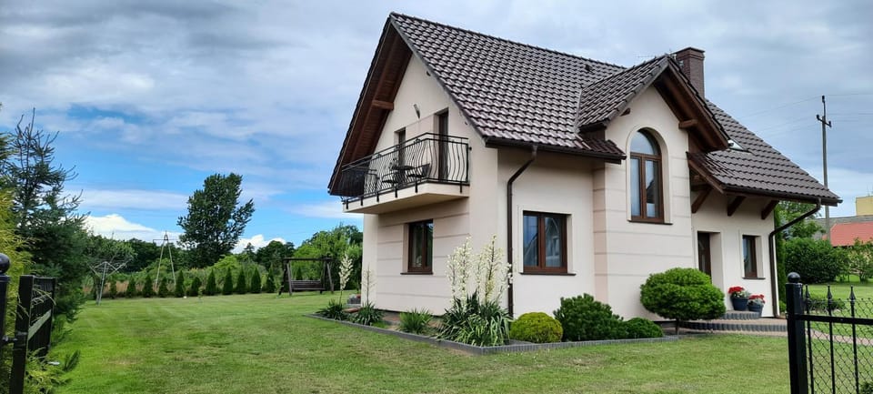 Dom nad jeziorem - Natalia SEA & LAKE House in West Pomeranian Voivodeship, Poland
