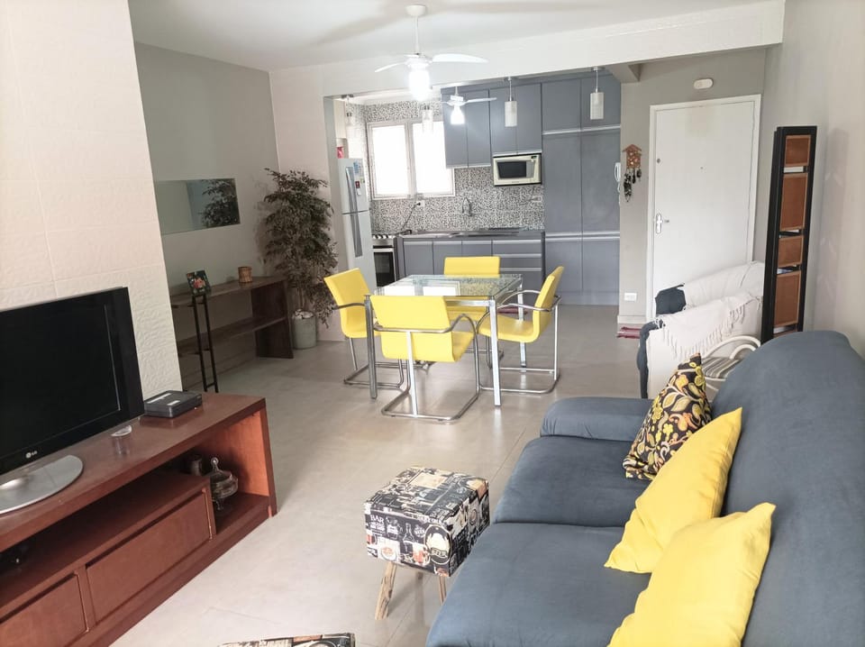 Condomínio Sabrina e Karine Apartment in State of São Paulo