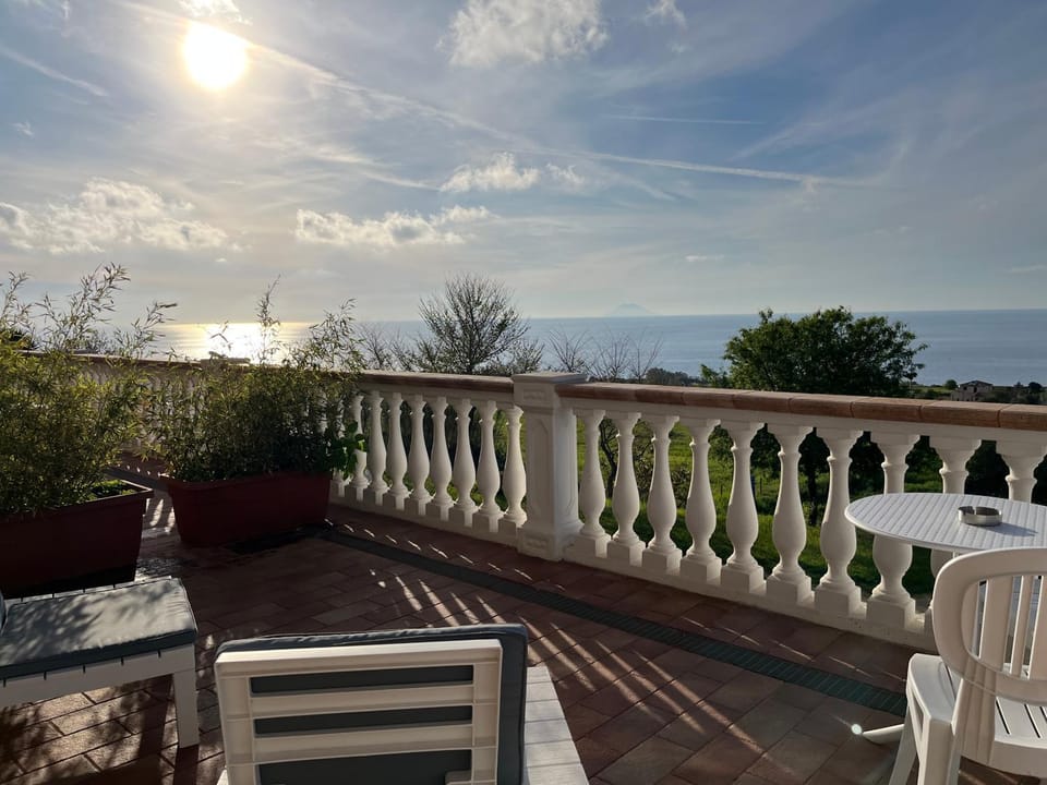 Residenza Domus Aurea Tropea- Vista Mare Bed and Breakfast in Calabria