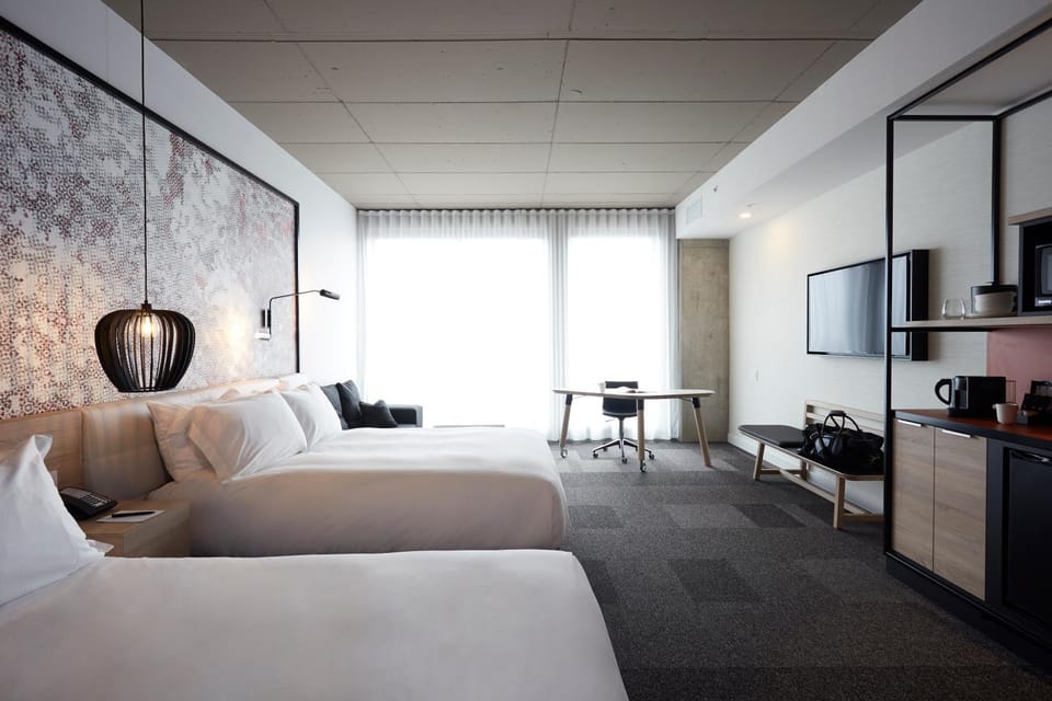 Hôtel Escad Quartier DIX30 Hotel in Brossard