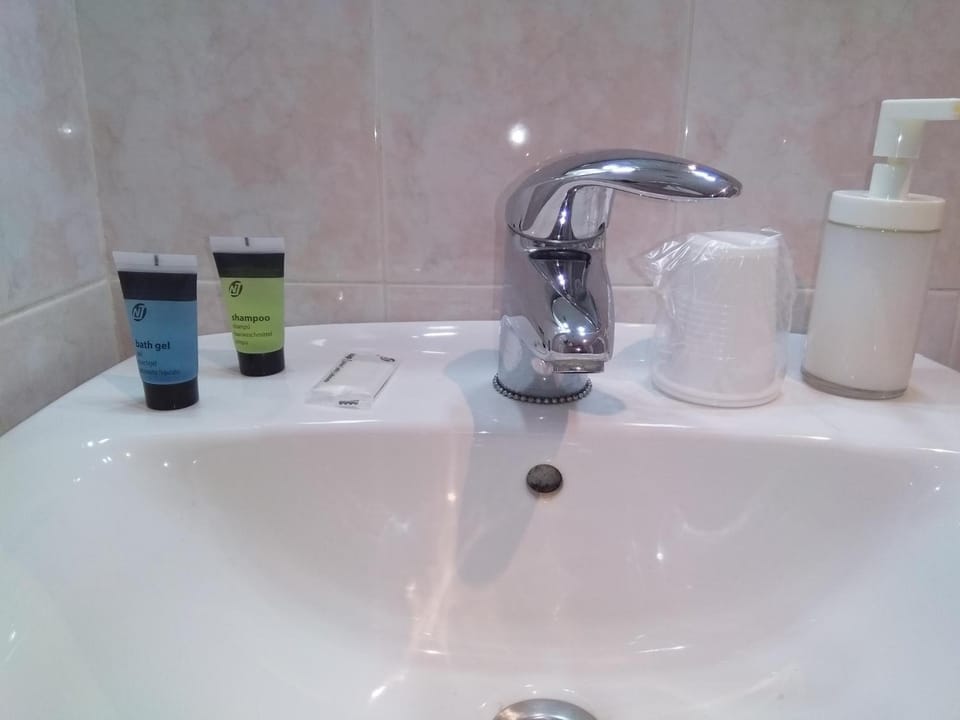 Bathroom, Decorative detail