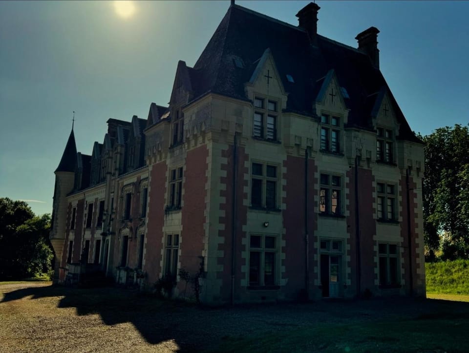 Château de Rys Bed and Breakfast in Centre-Val de Loire