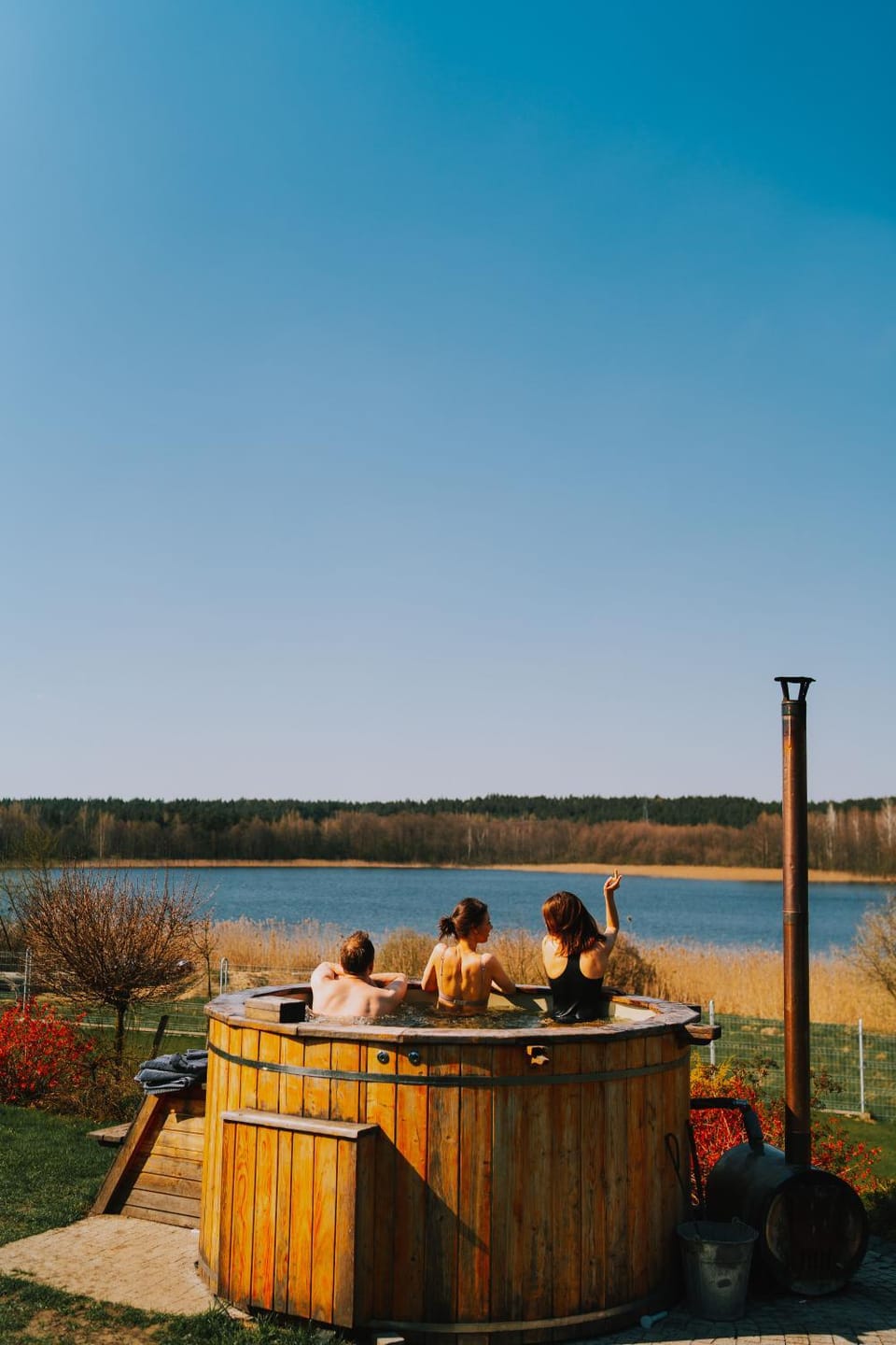 Day, People, Natural landscape, Hot Tub, Lake view