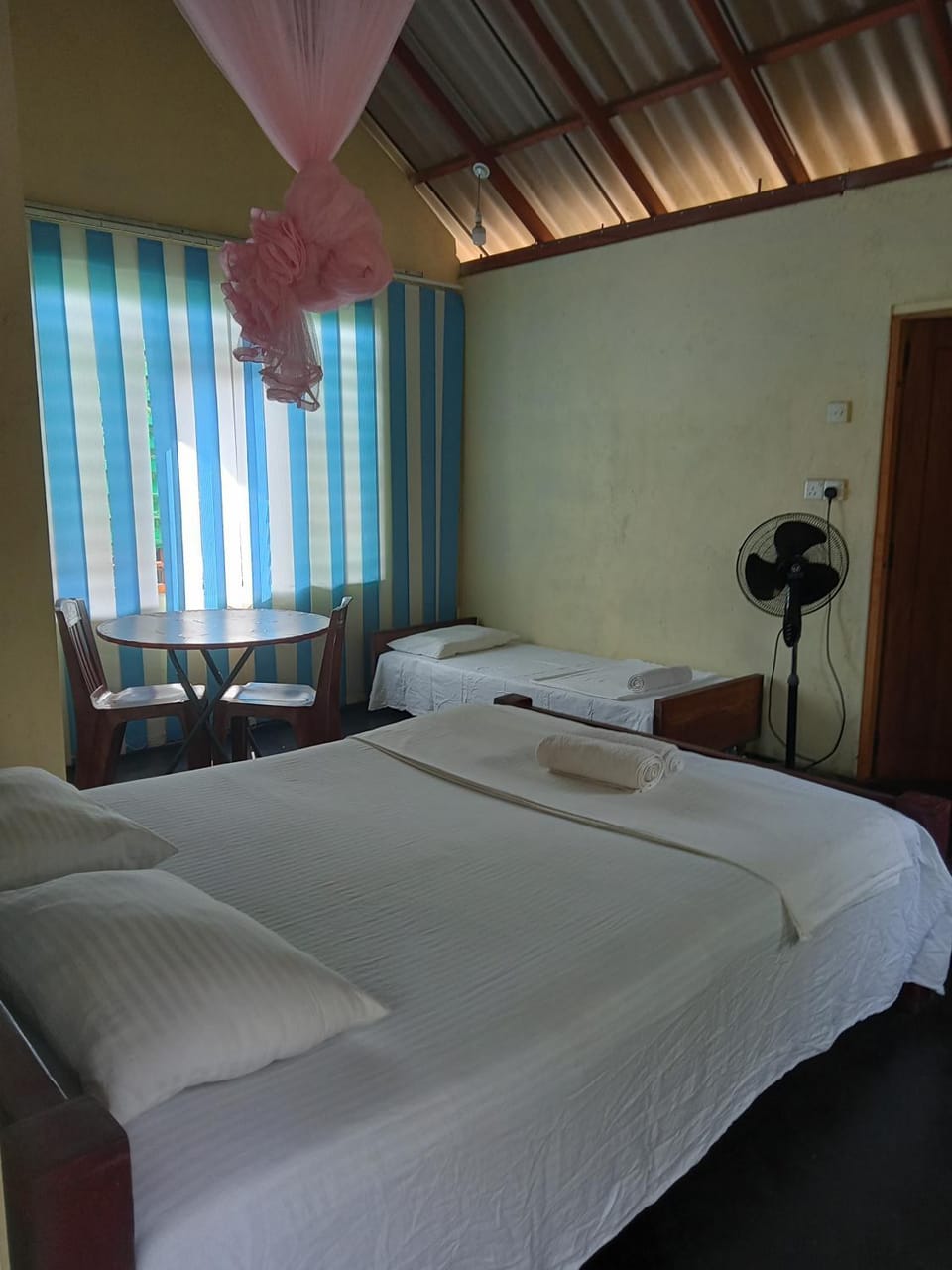 Leopard Rock Family Rest Hotel in Western Province