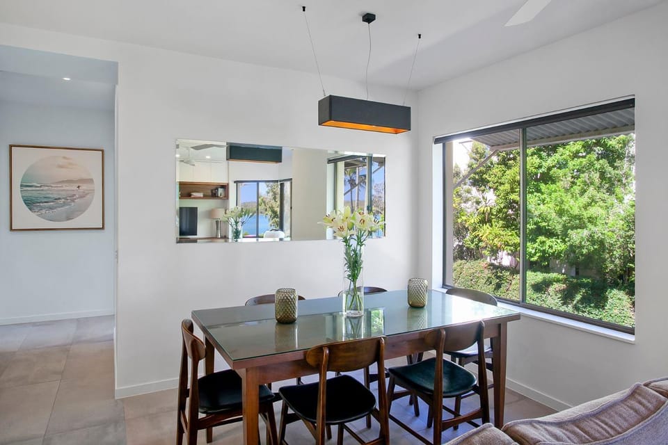3 Aarons Villa Apartment in Noosaville