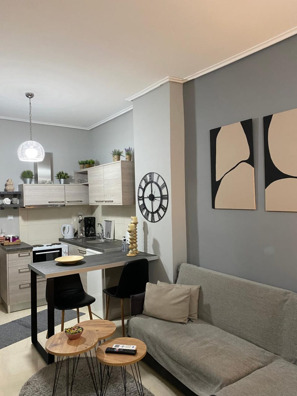 on the square studio Apartment in Messenia