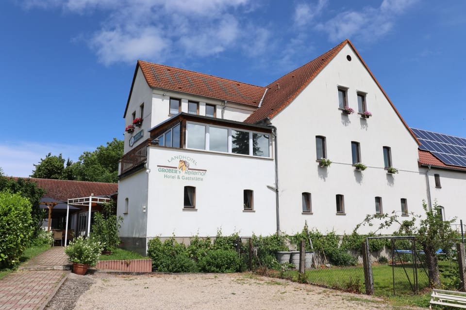 GROBER's Reiterhof Bed and Breakfast in Thuringia, Germany