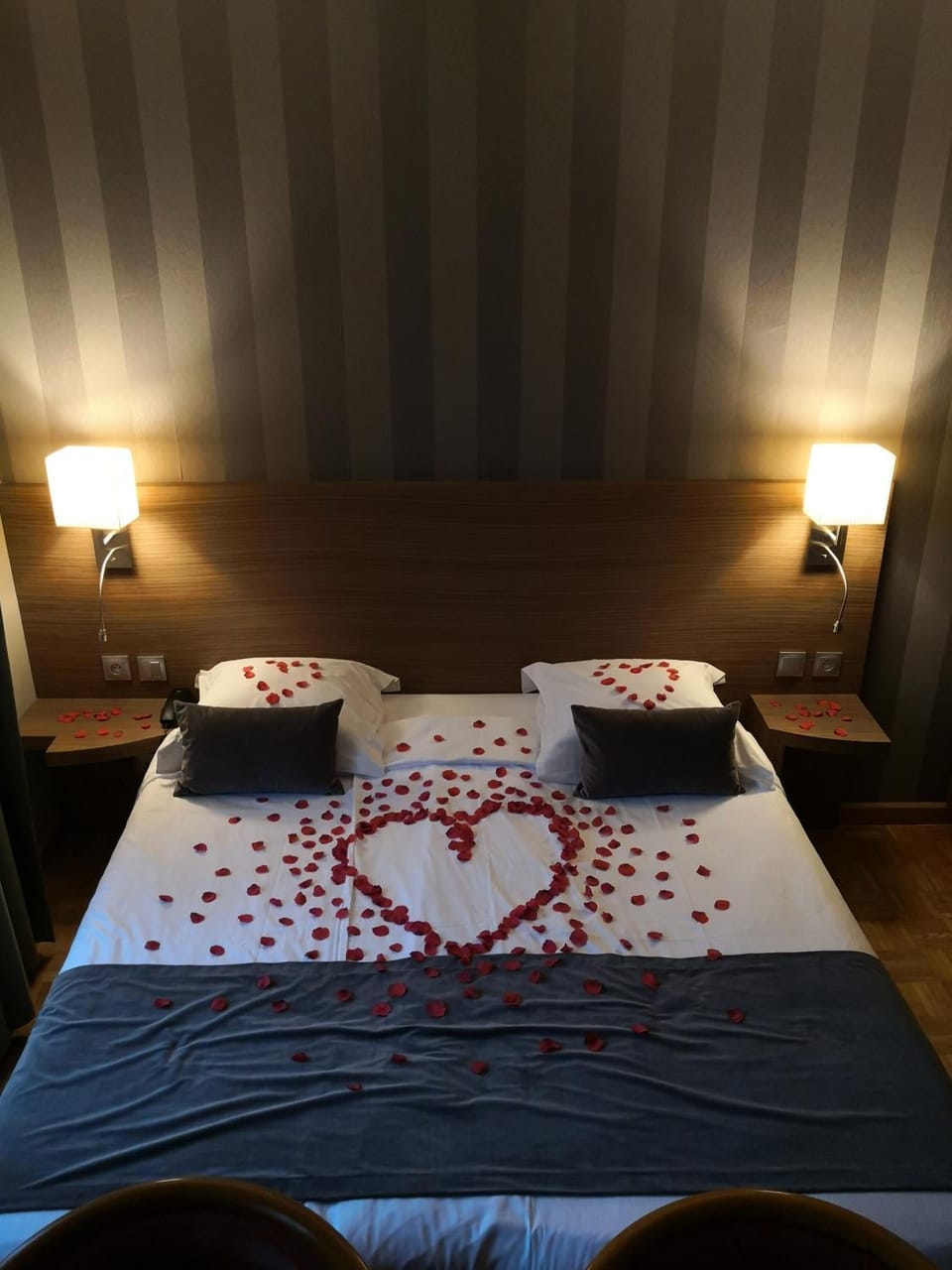 Bed, Decorative detail