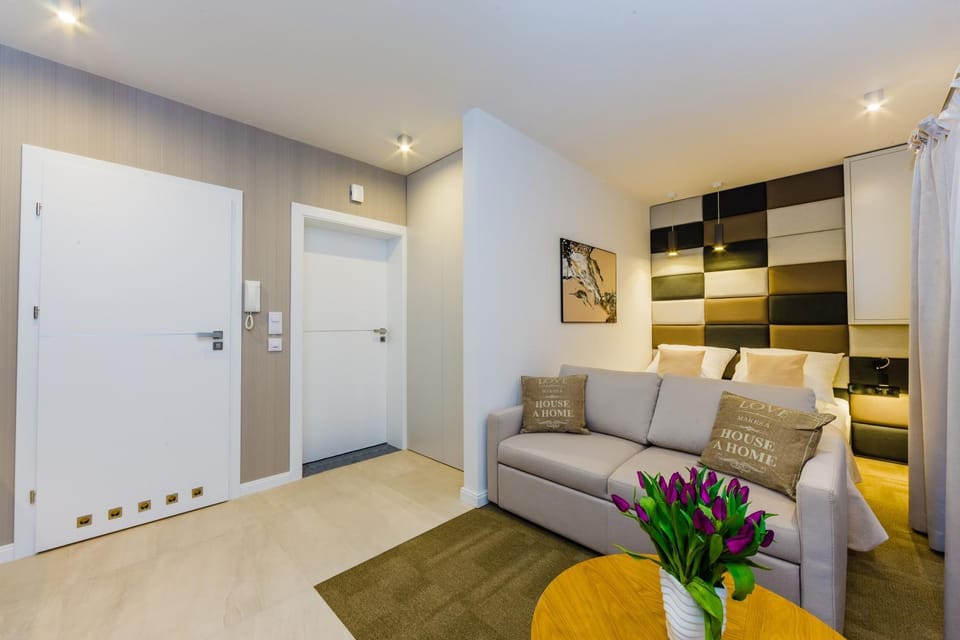 Living room, Bedroom