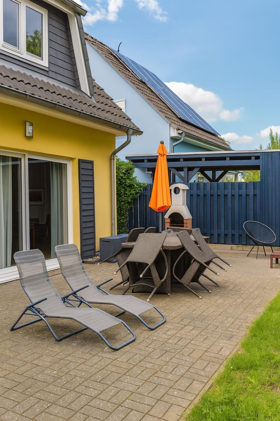 BBQ facilities, Garden, Balcony/Terrace, Dining area, sunbed