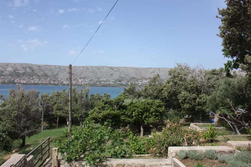 Natural landscape, Garden view, Mountain view, Sea view