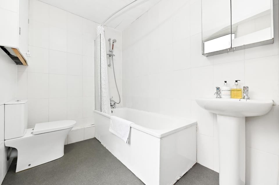 Covent Garden & Soho, Cosy & Cool, Spacious Apartment Apartment in City of Westminster