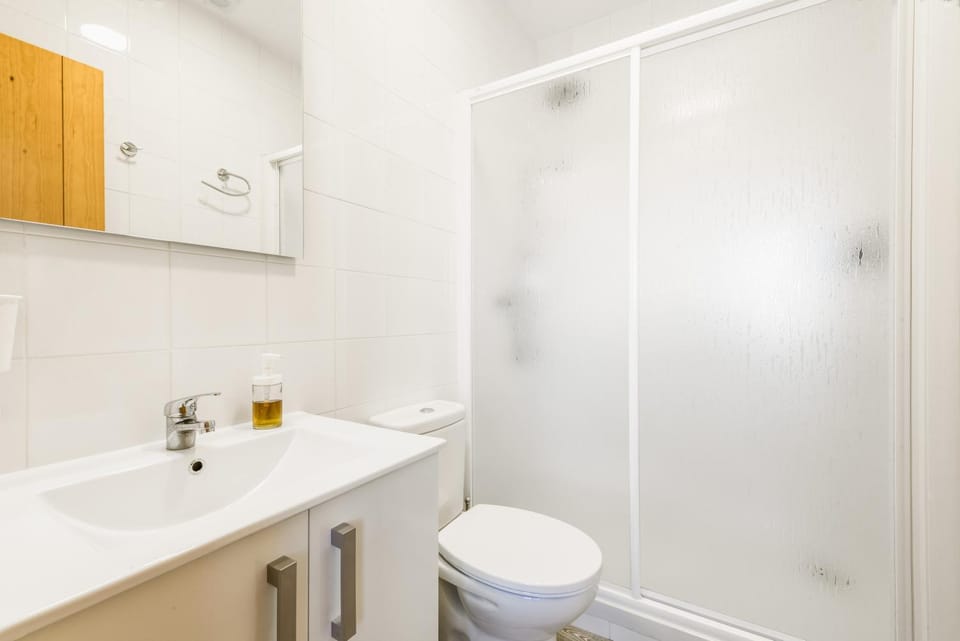 Bathroom, Living room