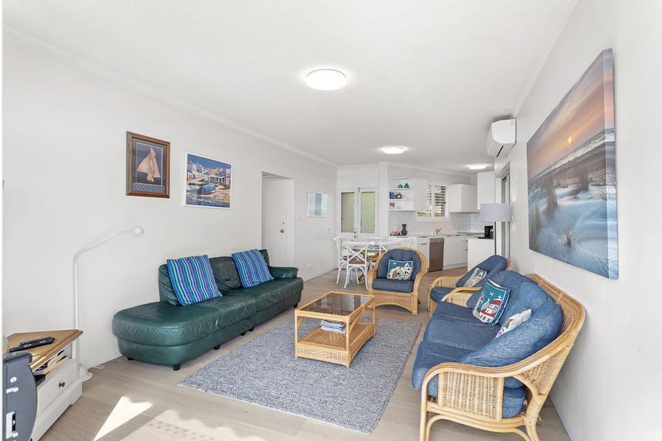Bella Vista Unit 22 19 Shoal Bay Road Apartment in Shoal Bay
