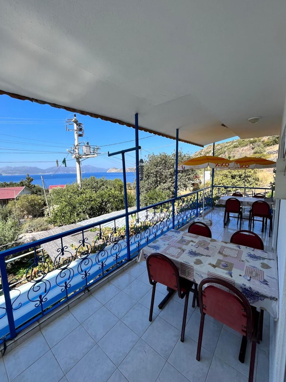 Day, Natural landscape, View (from property/room), Balcony/Terrace, Dining area, Sea view