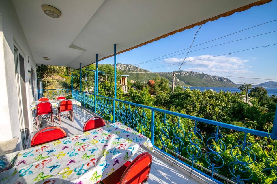 Patio, Spring, Day, Natural landscape, View (from property/room), Balcony/Terrace, Living room, Seating area, Dining area, Mountain view, Sea view
