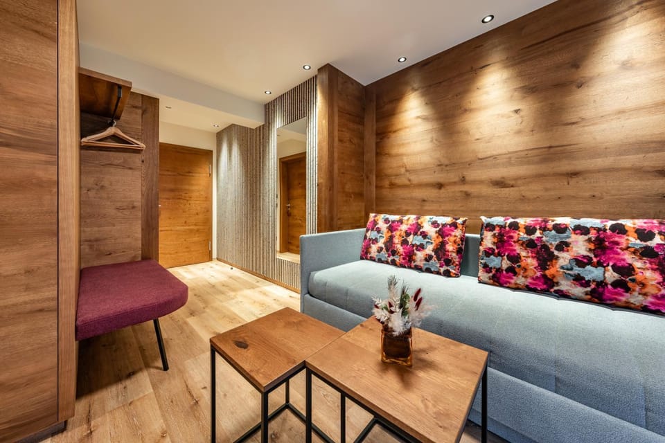 Living room, Seating area, wardrobe