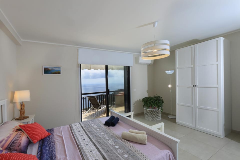 Olimpia's House Apartment in Taormina