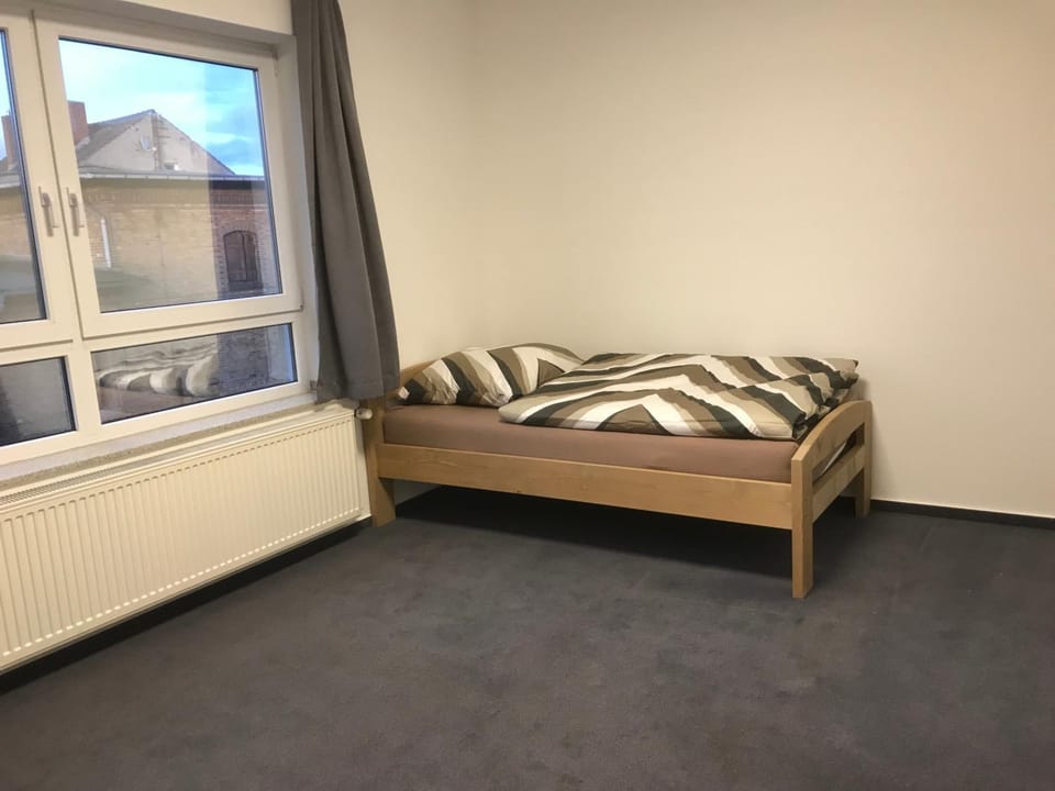 Am Bahnhof Apartment in Saxony-Anhalt, Germany