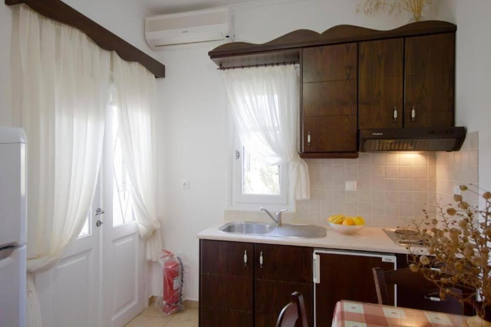 Apartments With View Apartment in Milos