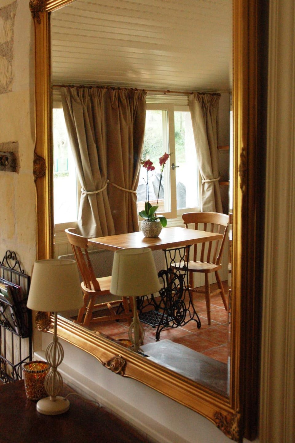 Decorative detail, Dining area