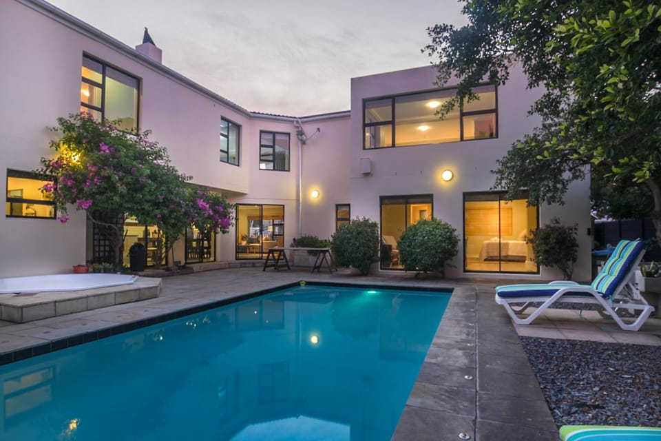 Garden, Swimming pool, Swimming pool