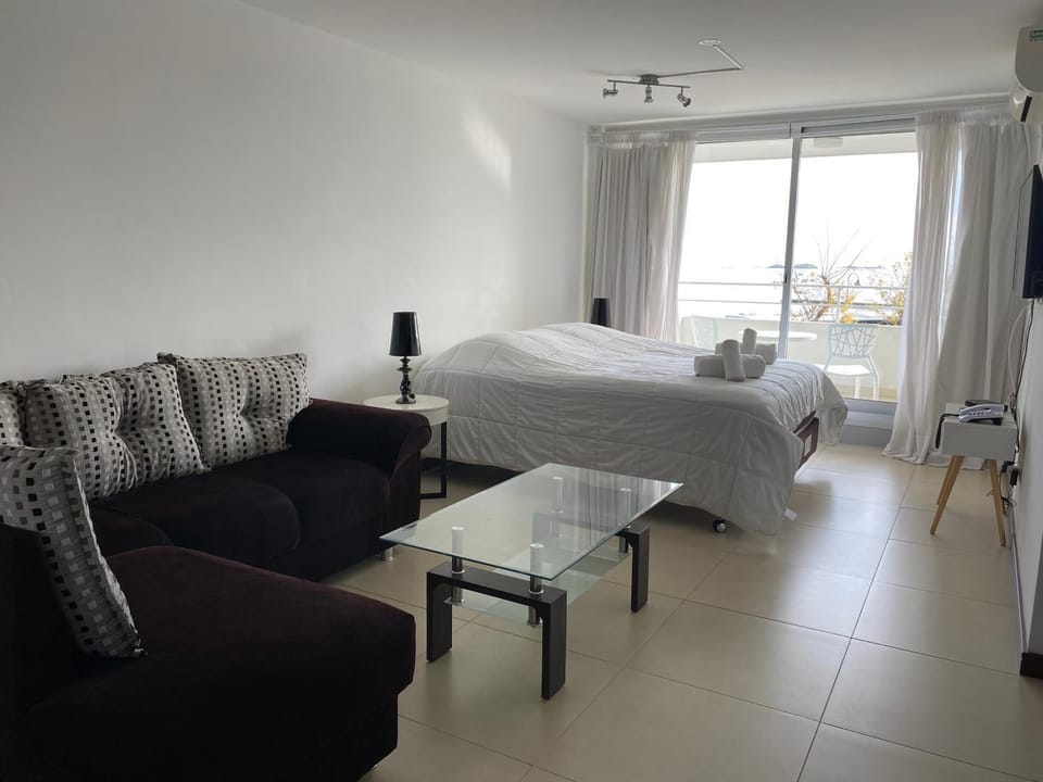 Mono Balcón Vista al Río Nª 208, Colonia del Sacramento Apartment in Uruguay