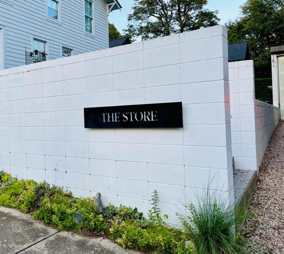 Property building, Street view