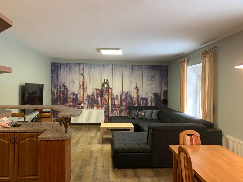 Living room, Seating area, Dining area