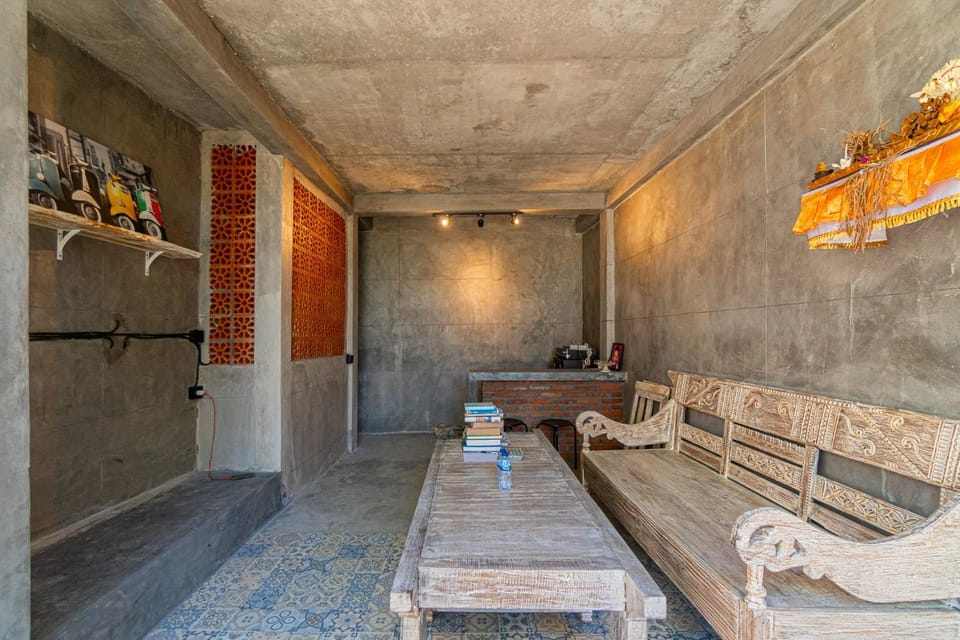 Seating area