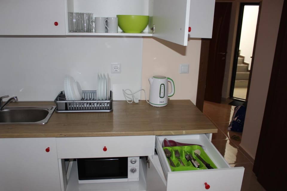 Coffee/tea facilities, Kitchen or kitchenette