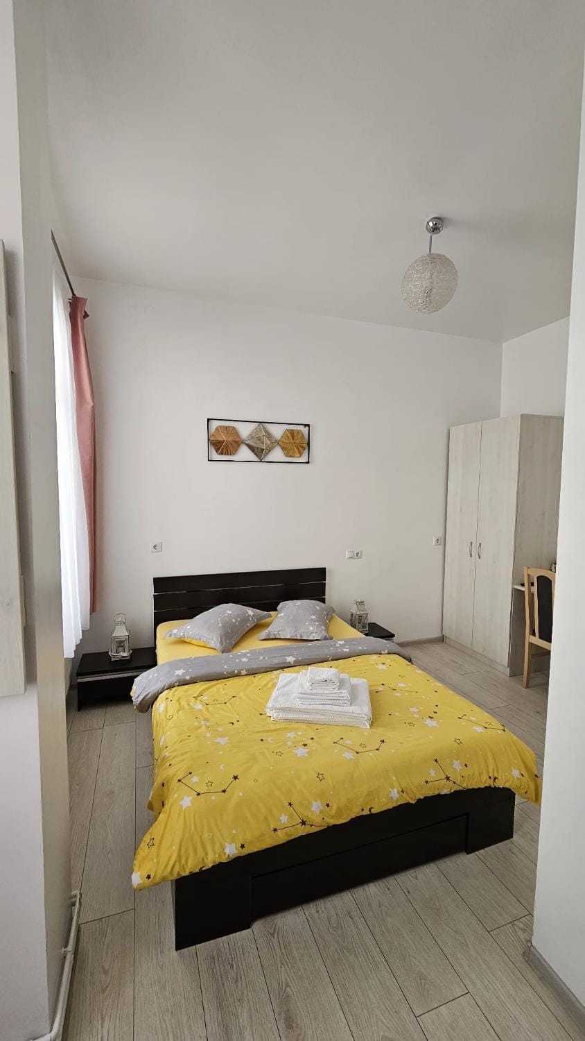 Bed, Photo of the whole room, Bedroom, towels, wardrobe
