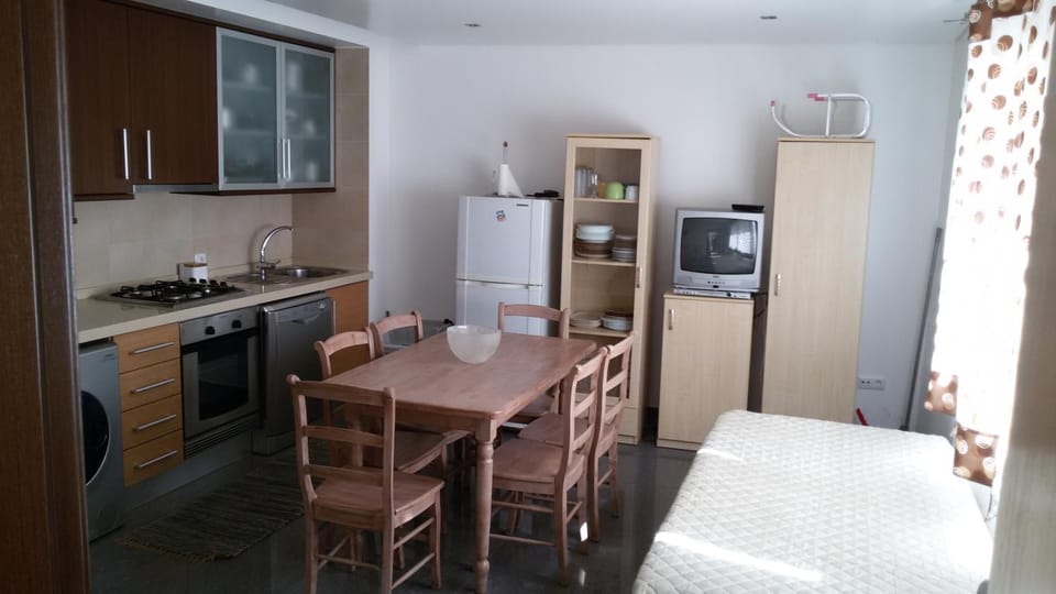 Casa Largo dos Cedros Apartment in Nazaré
