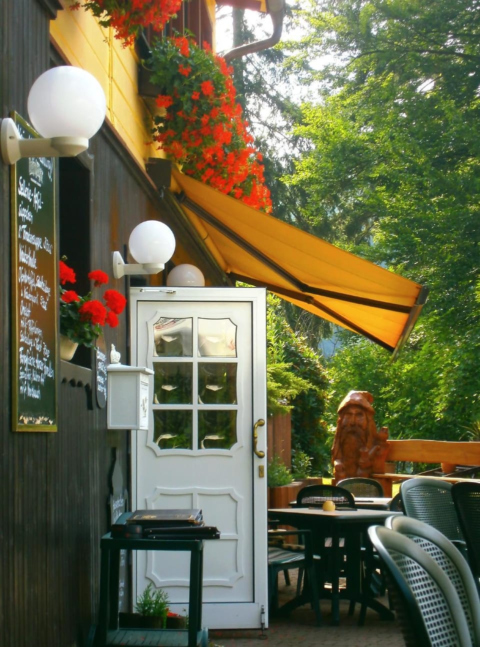 Restaurant/places to eat