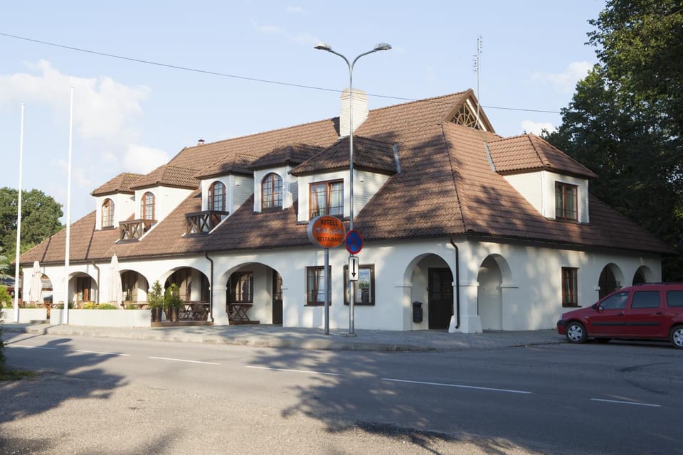 Facade/entrance, Facade/entrance