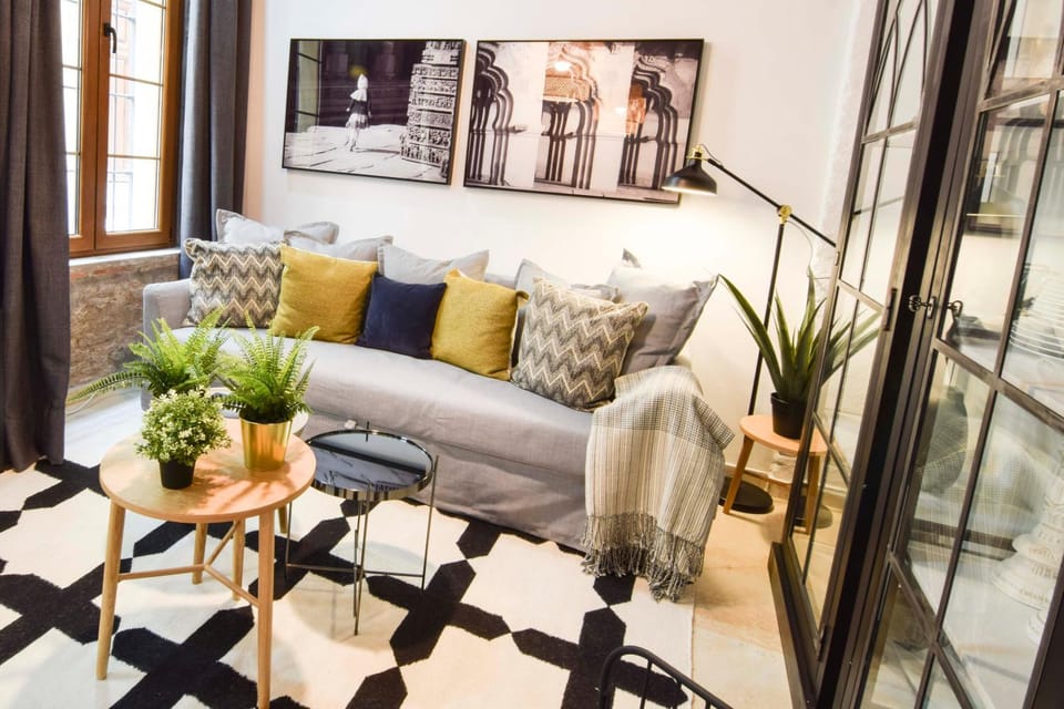Lounge or bar, Seating area