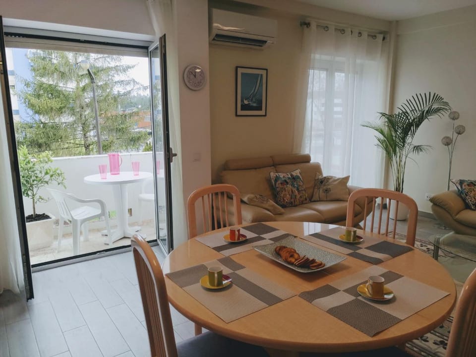Balcony/Terrace, Living room