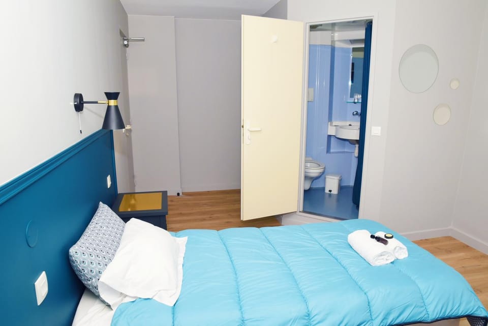 Bed, Photo of the whole room, Bedroom, towels, wardrobe