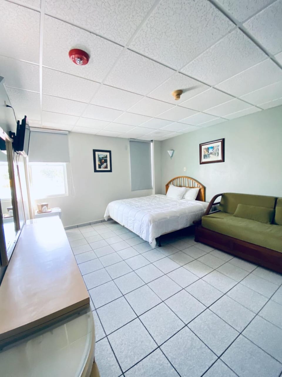 Photo of the whole room