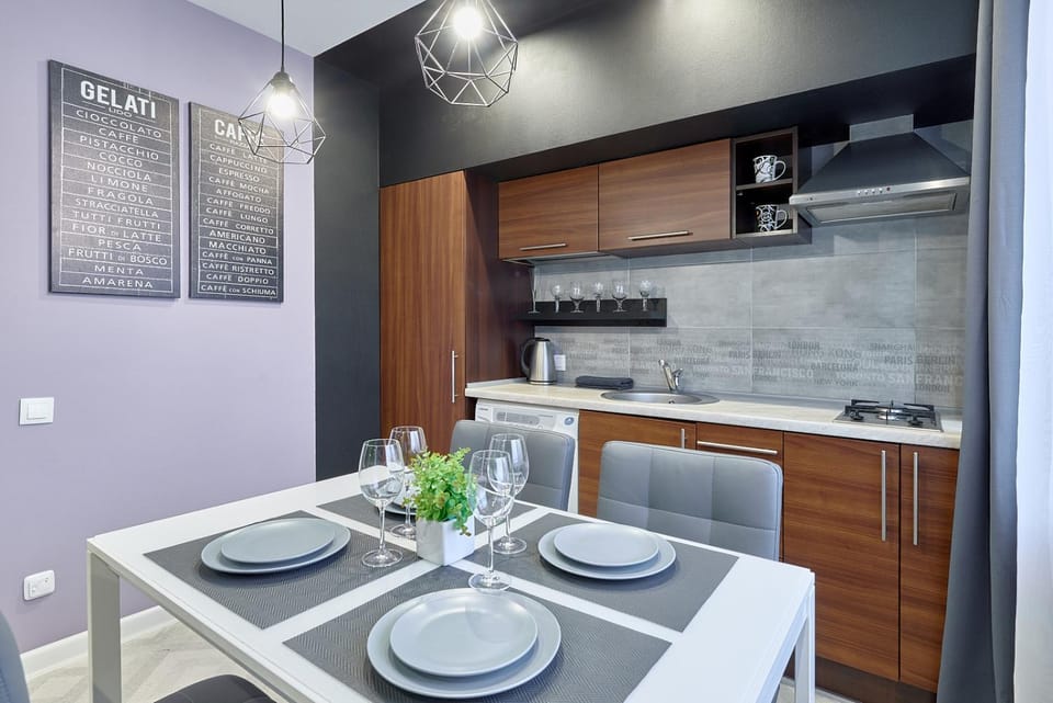 Dining area, Communal kitchen