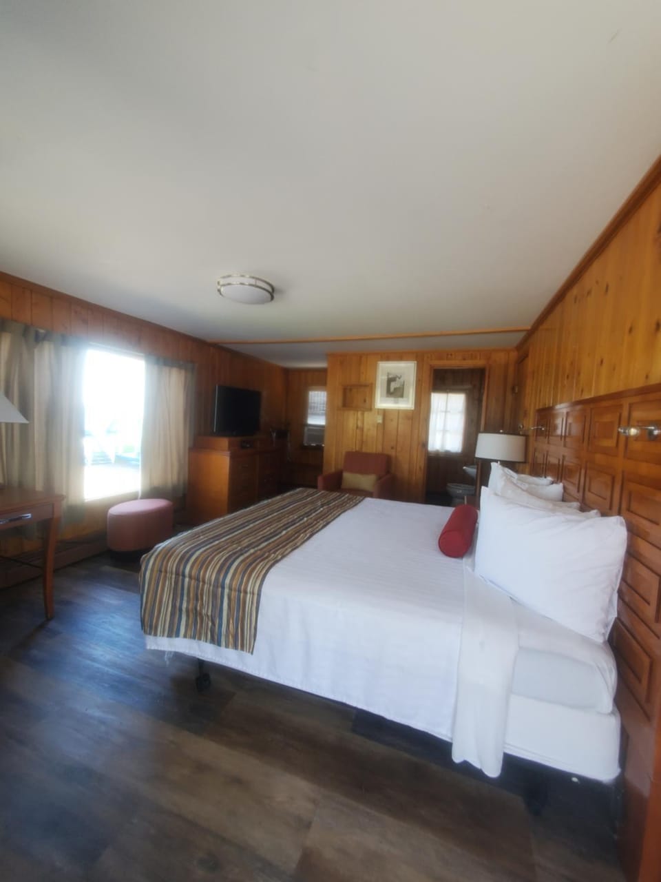 Bayview Lakefront Inn Motel in Saint Ignace