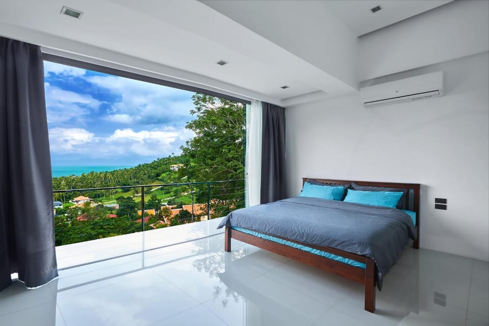 Balcony/Terrace, Photo of the whole room, Bedroom, air conditioner