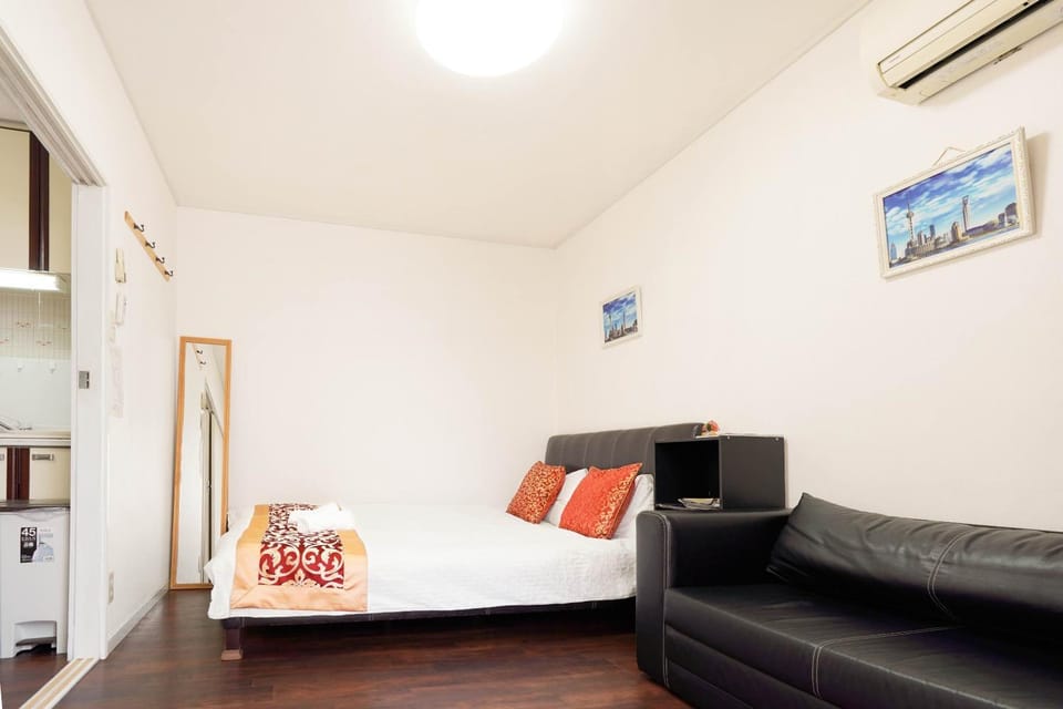 Bed, Photo of the whole room, Bedroom, air conditioner